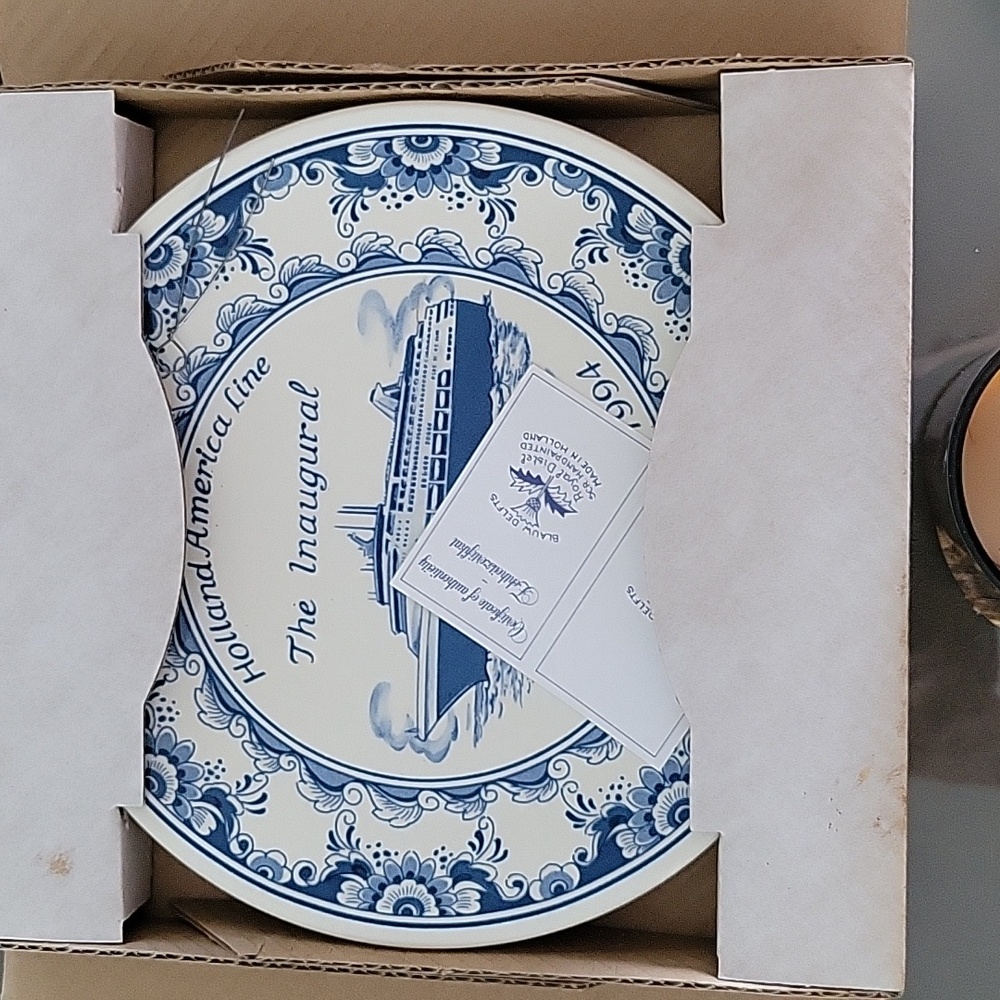 Inaugural plate from 1994 Ms Ryndham Holland America Line